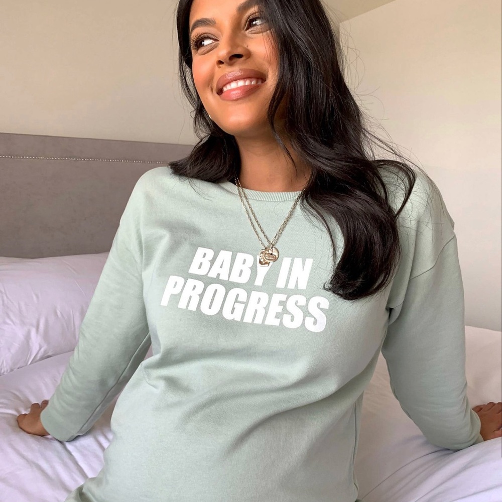 MATERNITY SWEATSHIRT
